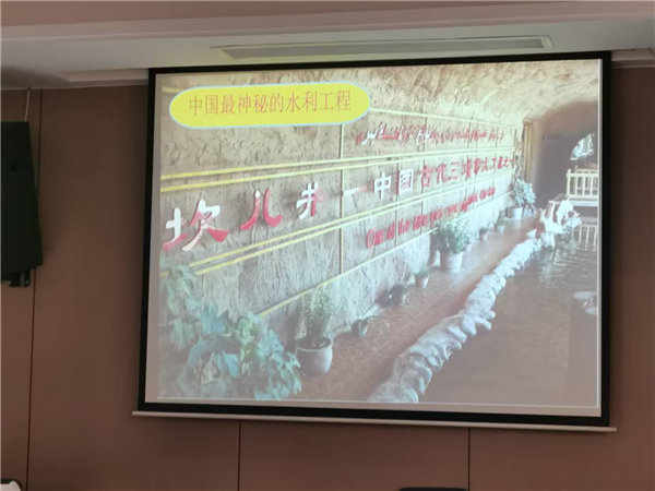 “金色胡杨 南疆盛景”秋摄漫旅行空调专列13日游