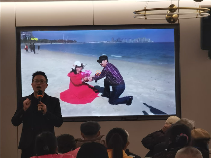 绵阳豪门国际官网沐日旅行社举行年会推荐线路宣布会